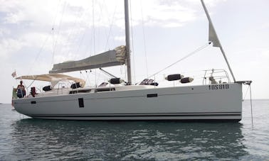 Sailboat chartered with crew in Bosa