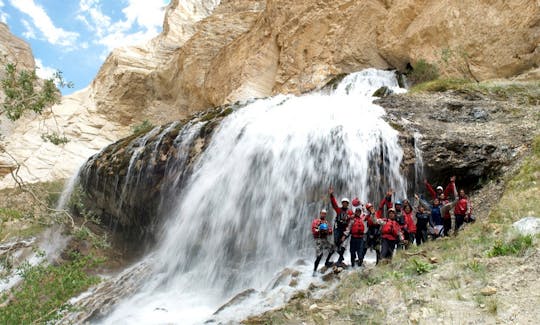 Aventura de rafting en Hidaka-chō