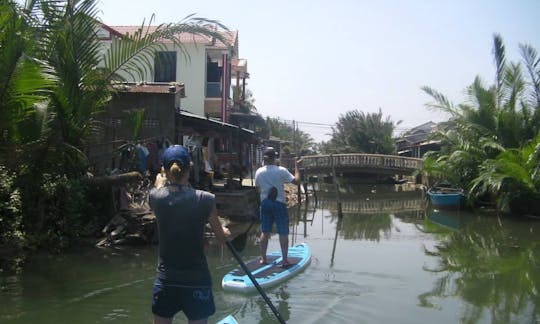 Alquiler de tablas de remo en Hội An, Vietnam