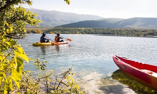 Tours en kayak en Vrlika