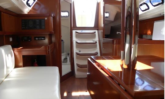 Charter a 31' Sailing Yacht for 6 Person in Sardegna, Italy