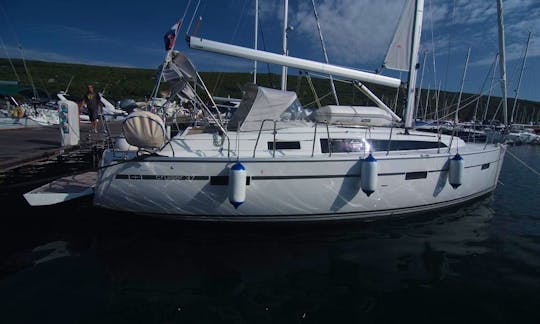 Bavaria 37 Cruiser - Maestral (2014) Sailing Yacht Rental in Punat, Croatia