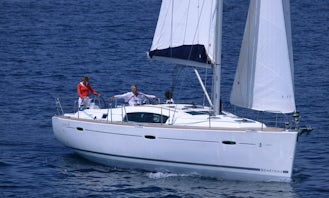 Sailing Charter Oceanis 43 Hire in Sant Antoni de Portmany