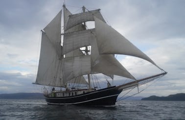 Sailing Holidays Aboard "The Lady of Avenel" in the UK
