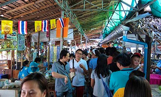 Floating Market Tour in Bangkok