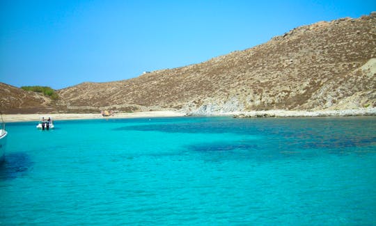 Mykonos: Semi-Private One Day Sailing Yacht Cruise to Rhenia Island & Guided Tour of Delos