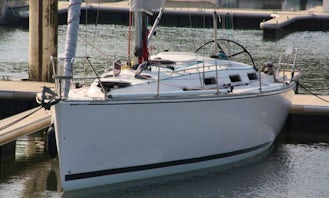 Charter 37' Salona Sailing Yacht in France