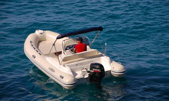 Book the Seapower 550 GTR RIB for 8 person!