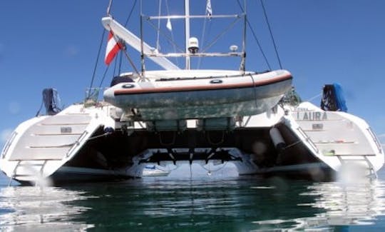 Cruise Aboard a Privilege 45 Sailing Catamaran for 10 Person in Greece