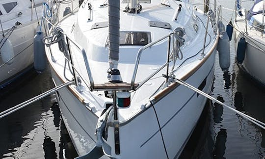 Bavaria 36 for rent in Andijk the netherlands