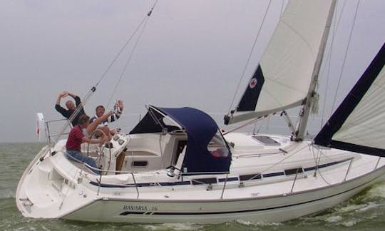 Charter 36' Bavaria Yacht in Volendam