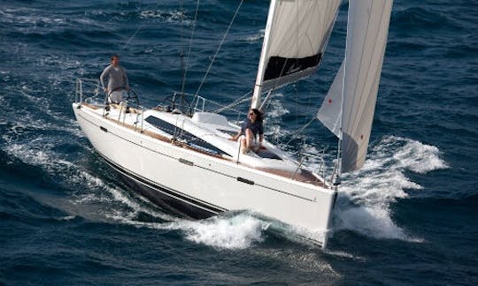 Charter Yacht Dehler 38 in Andijk / Medemblik