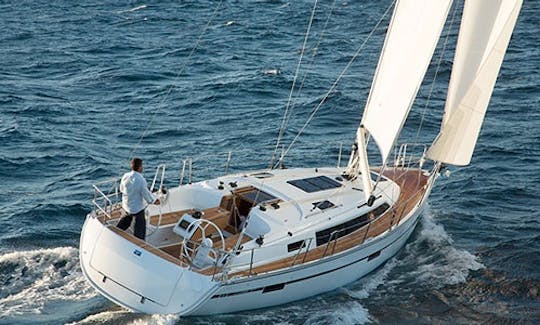 Yacht Bavaria 37 ''Avalon'' in Andijk, Netherlands