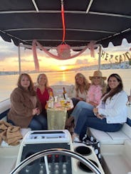 Feel the Breeze on a 21' Classic Duffy Boat Cruise in Newport Beach 