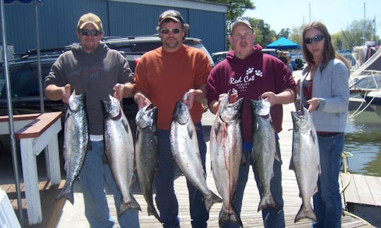 33' Tiara Motor Yacht Fishing Charter in Rochester, New York