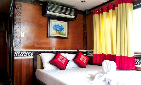 Halong Bay 2D1N overnight on 3 star Cruise in Hanoi