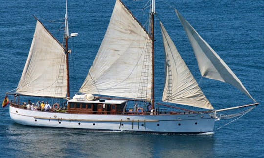 76' Custom Gulet Sailing Yacht Charter