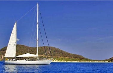 71' S/Y Oasis Sailing Yacht Charter In St Georges