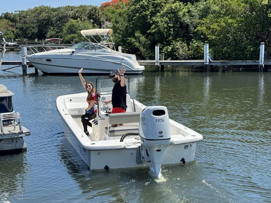 Sundance B20CCR 2023: ¡diversión familiar, pesca y aventuras en la playa!