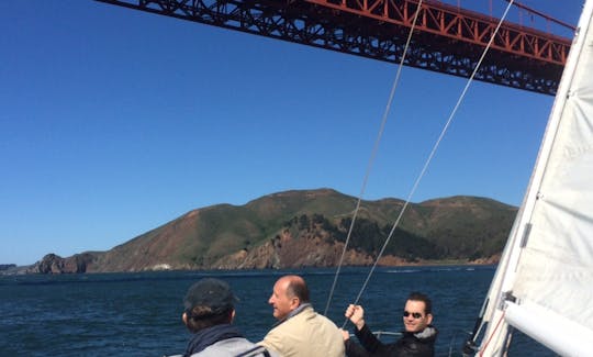 Alquiler de veleros de 35' en Sausalito