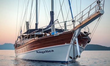 Charter 101' Angelica Gulet in Split