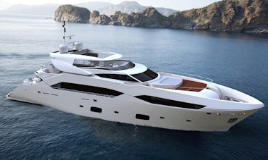 Charter Ferretti 780 Motor Yacht in Split, Croatia
