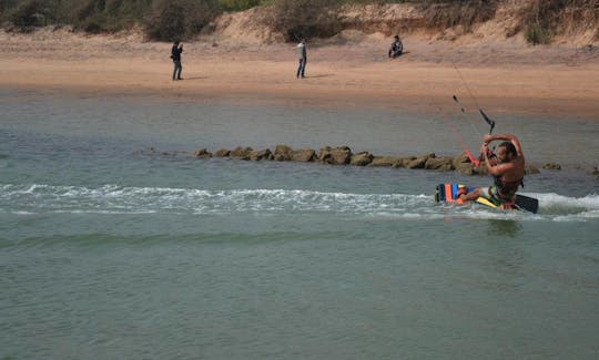 Cours de kitesurf à Mandrem, Inde