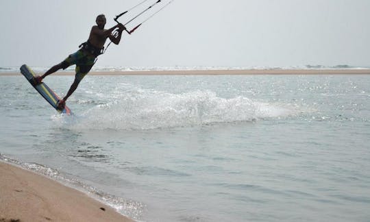 Cours de kitesurf à Mandrem, Inde