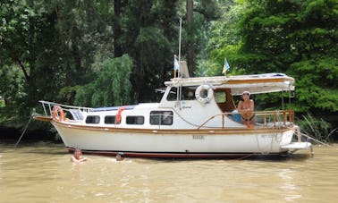 Croisière classique dans la ville de Tigre