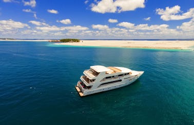 Motor Yacht Rental in Male, Maldives