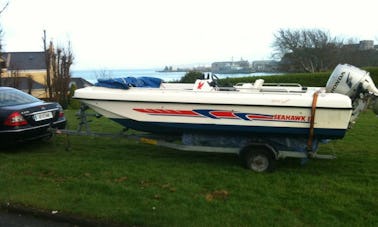 Barco de pesca Seahawk en Irlanda