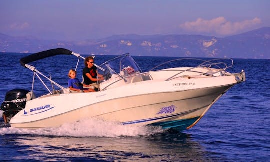 Quicksilver 635 Commander | Sport Deluxe Boat Rental in Paxi