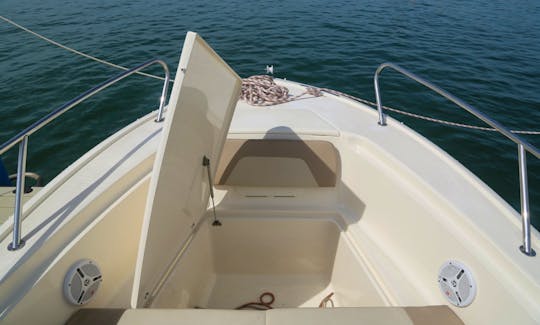 Scout 222 Sportfish For Rent In Roses, Catalunya