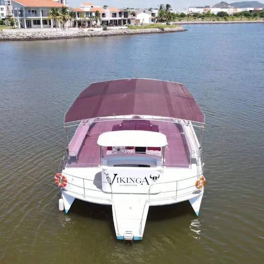 Trimarán Vikinga - Casco múltiple hecho a medida de 42 pies