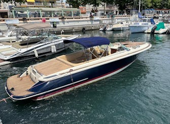 Chris Craft Corsair 25 Powerboat for 8 people