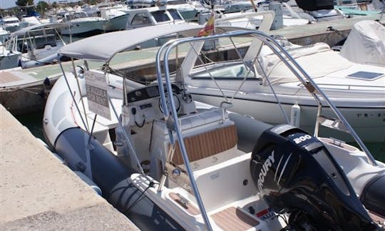 Alquiler de 24' Valiant 750 Cruiser RIB en Palma de Mallorca, España