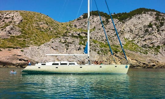 Luxury Cruising Monohull Charter "Voyager Dreams 70" in Spain