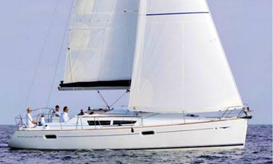 Luxury Sun Odyssey 39i Charters to Canary Islands