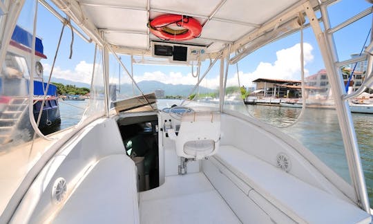 Pesca e mergulho com snorkel Luhrs 25 em Puerto Vallarta, Jalisco