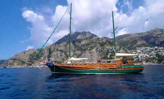 Luxurious Sailing Charter on the "Maria Giovanna" in Praiano, Italy