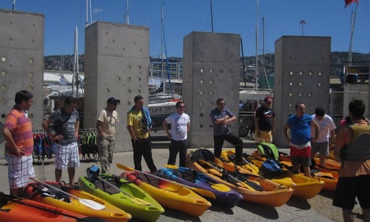 Guided Kayak Exploration in Valparaíso, Chile