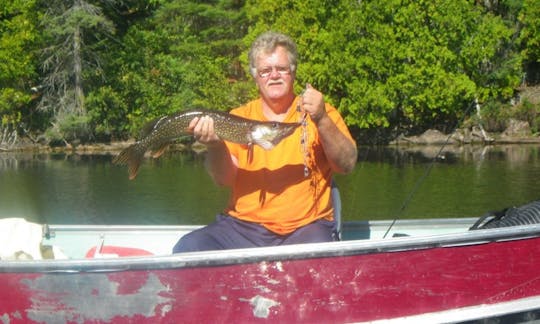 Lake Fishing and Lodging In Ontario