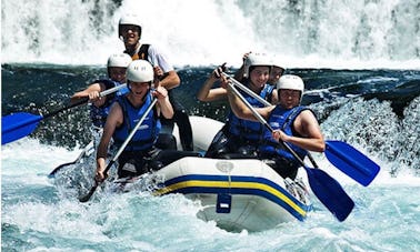 Una aventura de rafting en el río