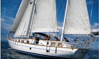 Gulf of Papayo Sailing Excursions