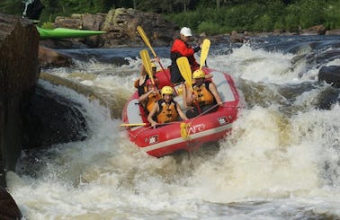 Family Rafting Trip In Quebec