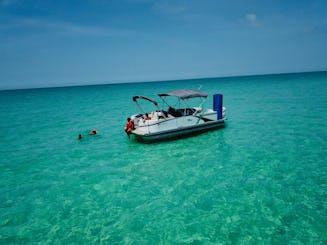 Private Pontoon Tours for up to 6 People, Captain included, Clearwater Beach