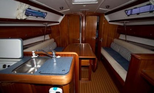 Charter on "Appaloosa" Bavaria 36 Sailboat in Southampton