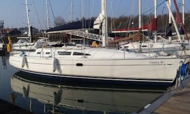 Charter on "Loxley B" Sun Odyssey 37 Sailboat in Southampton