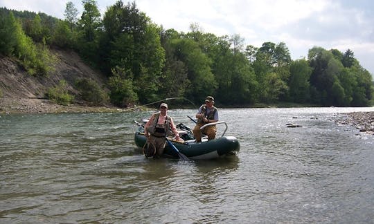 Fishing Boat & Guide Service In Stockbridge