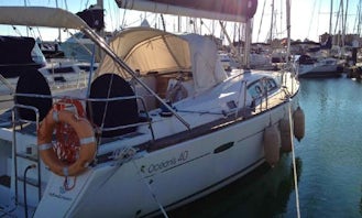 40' Oceanis Sailing Yacht Charter In Spain